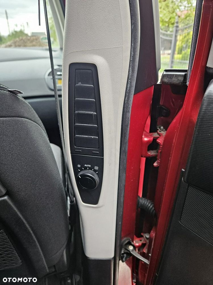 Citroën C4 Picasso - 21