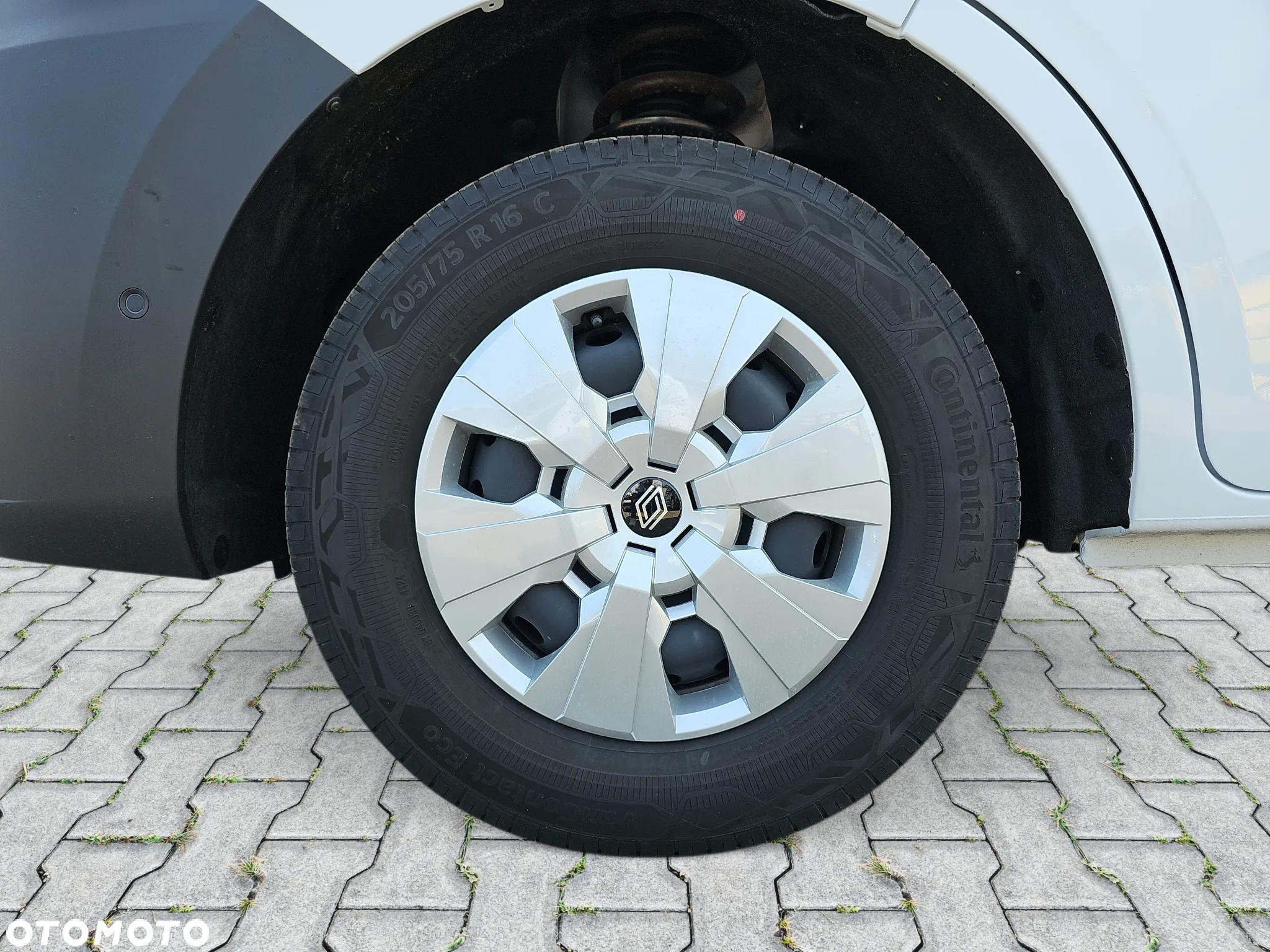Renault Furgon FWD EXTRA 3,5T L3H2 - 22