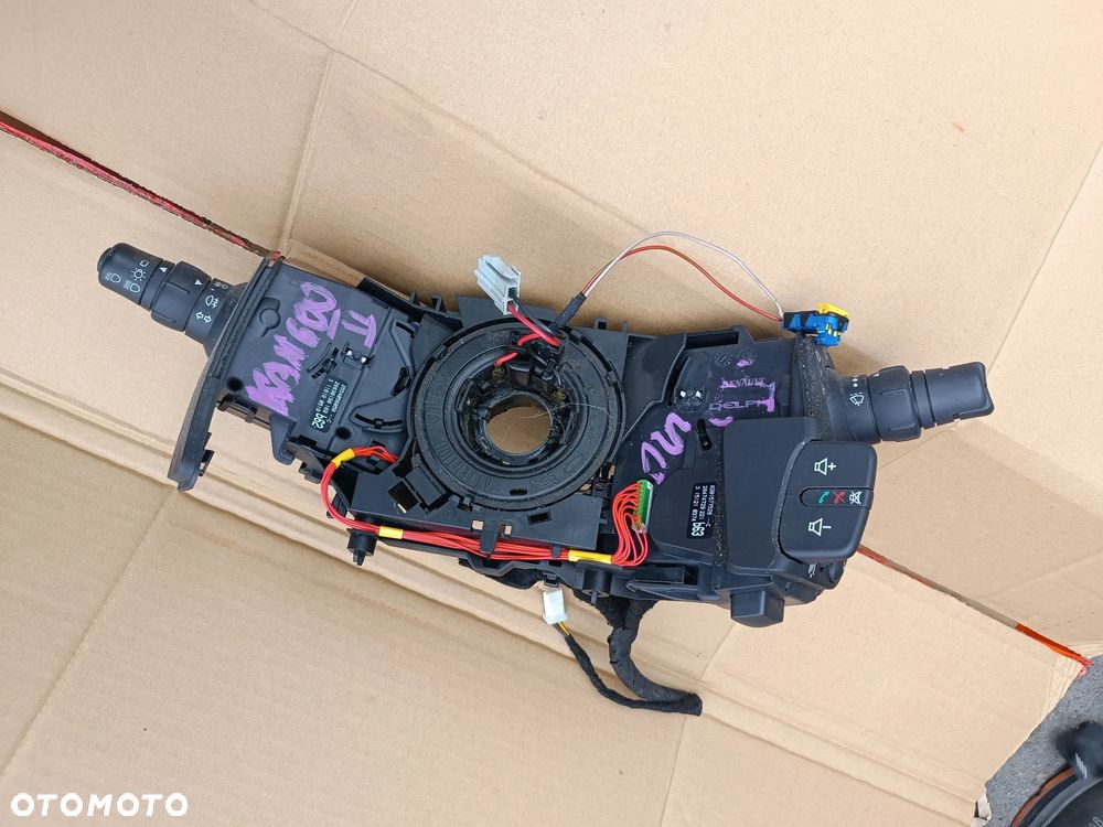 Przełącznik Zespolony Manetka Taśma Renault Kangoo II III 255405605R 8201577528 - 1