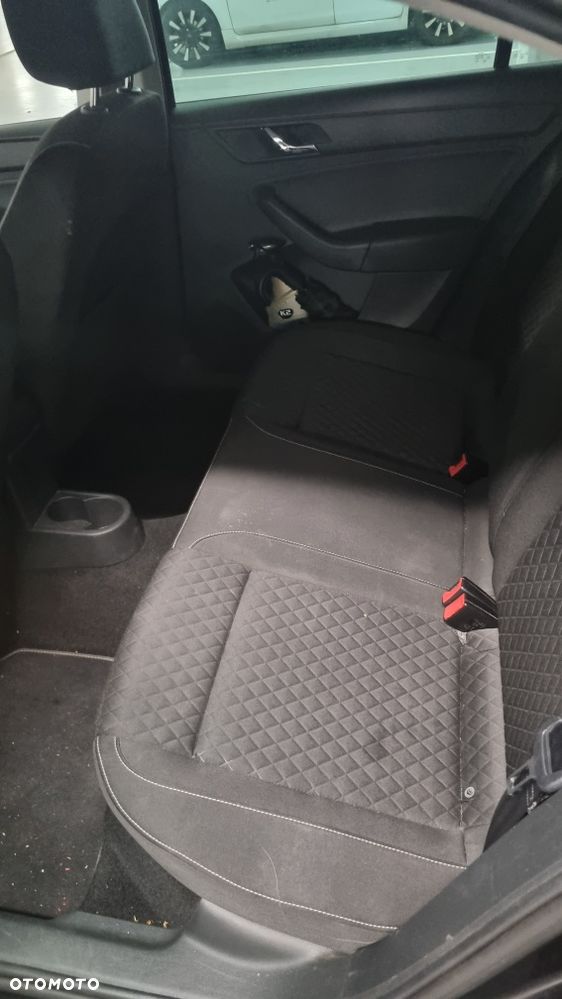 Skoda RAPID - 5