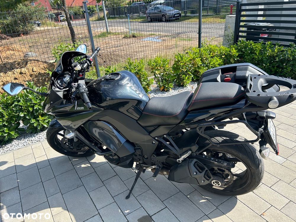 Kawasaki Ninja 1000 SX - 12