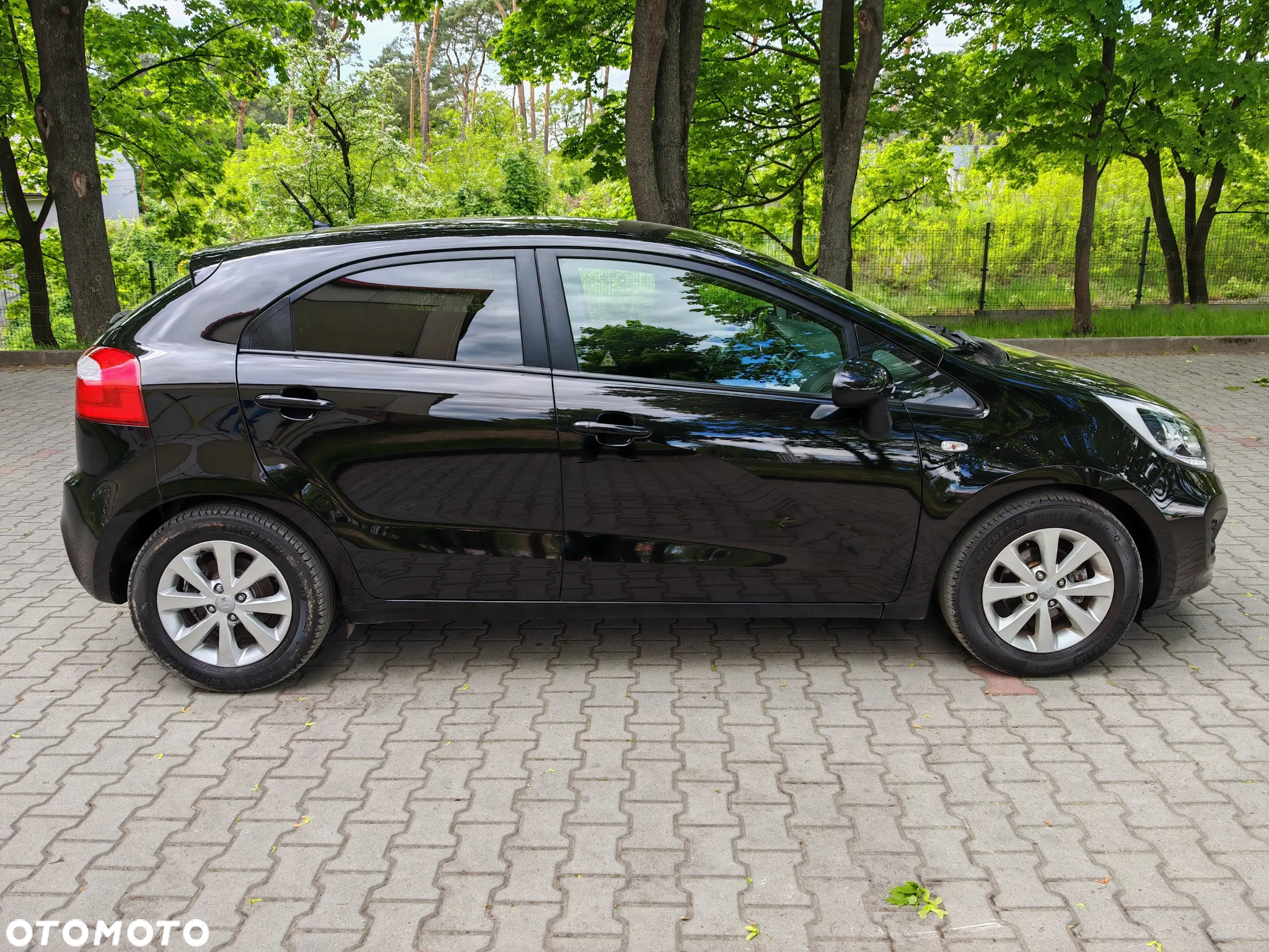 Kia Rio 1.2 Edition 7 - 17