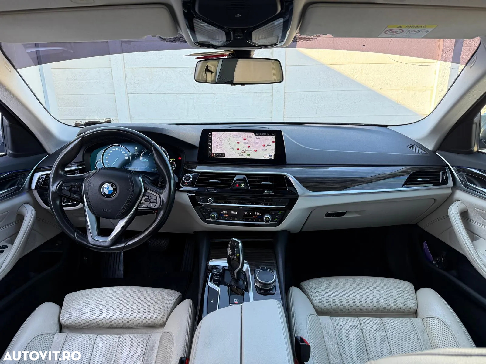 BMW Seria 5 520d AT - 11