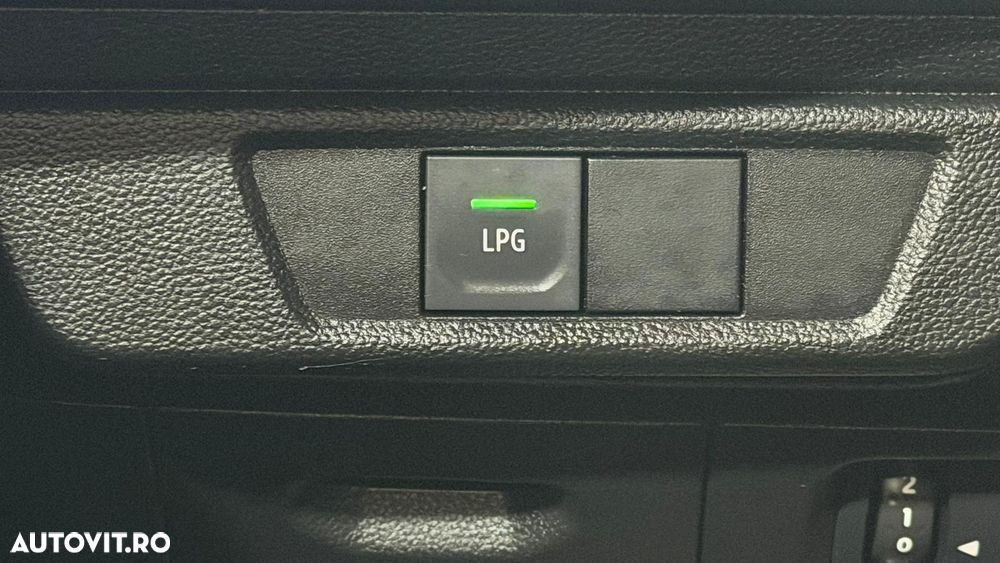 Dacia Logan ECO-G 100 MT6 Prestige - 8