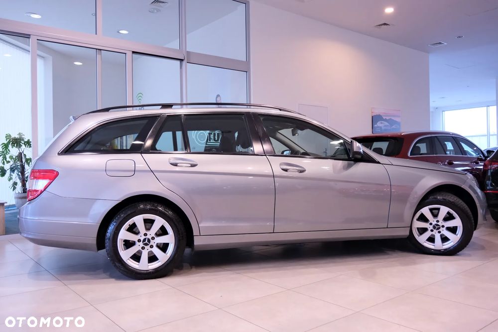 Mercedes-Benz Klasa C 180 T Kompressor Automatik - 14