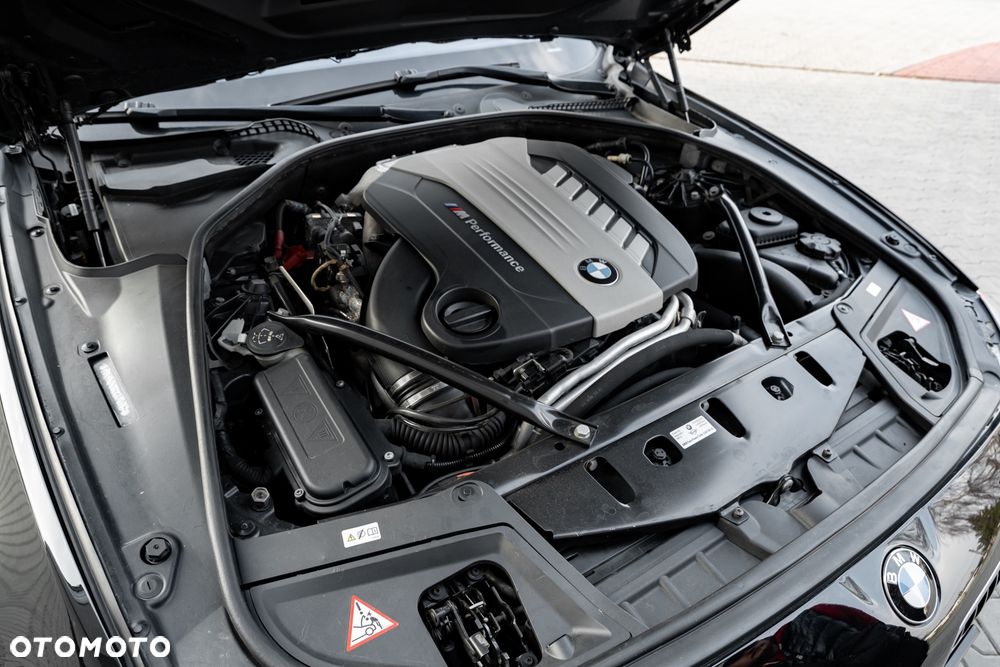 BMW Seria 5 M550d xDrive - 40