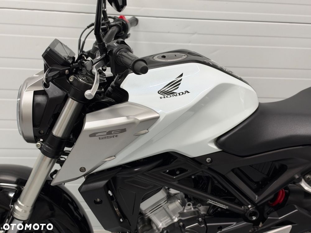 Honda CB - 24