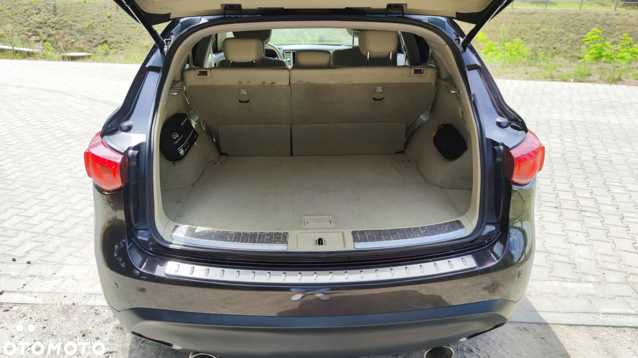 Infiniti QX70 3.0d S - 18
