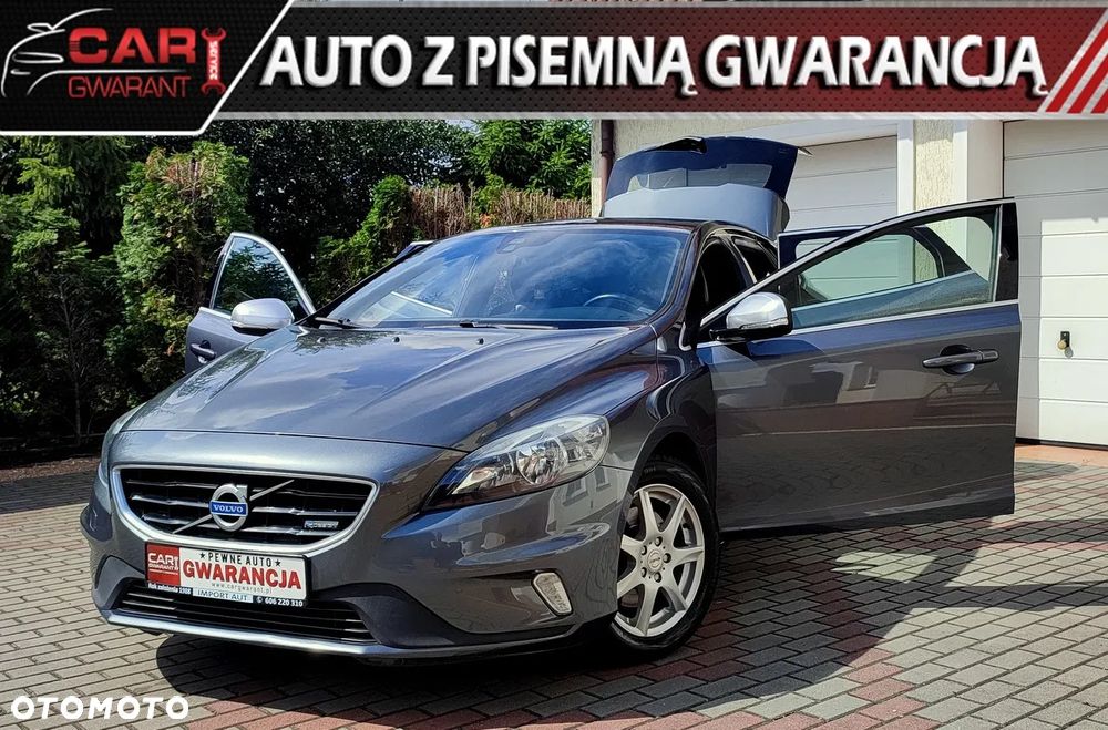 Volvo V40 T2 R-Design Momentum