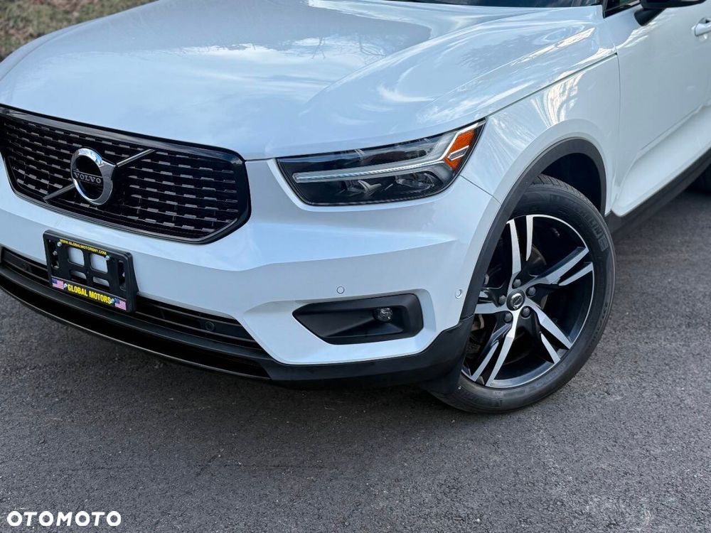 Volvo XC 40 T5 AWD R-Design - 10