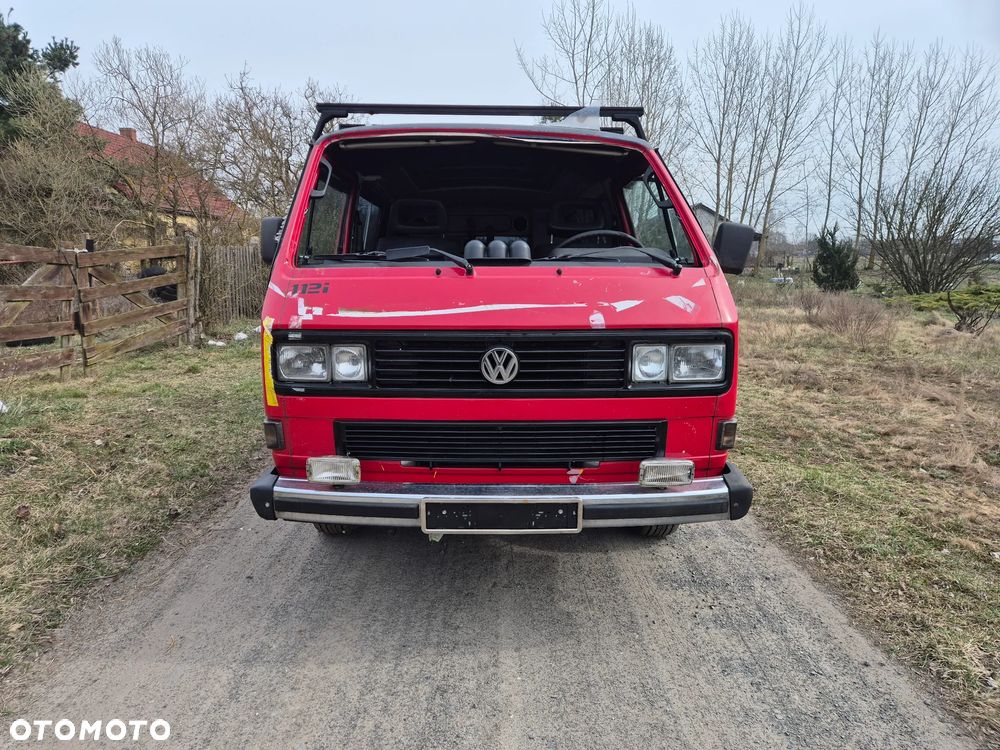 Volkswagen Transporter - 1