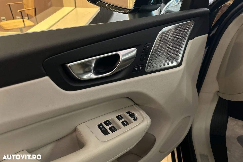 Volvo XC 60 T6 AWD AT PHEV Plus Bright - 14