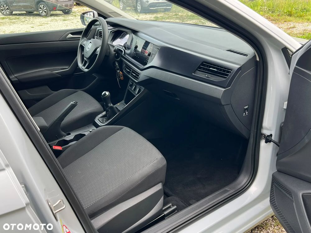 Volkswagen Polo 1.0 ACTIVE - 13