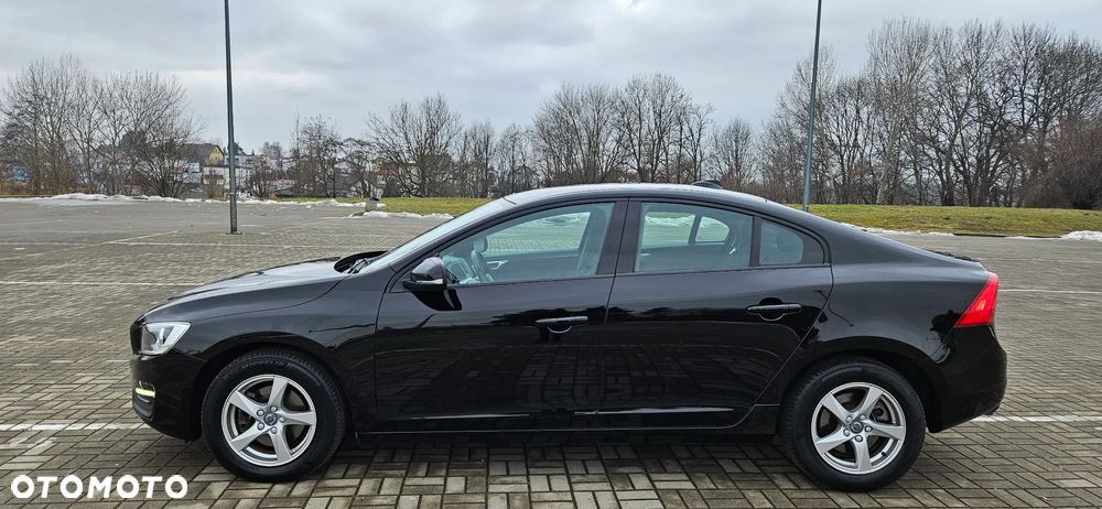 Volvo S60 D2 Momentum - 18