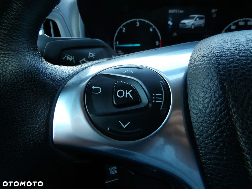 Ford Tourneo Connect 1.5 EcoBlue Titanium PowerShift - 26