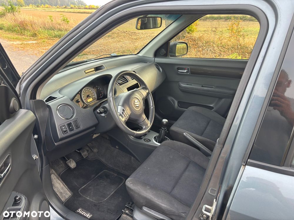 Suzuki Swift 1.3 Comfort dance - 2