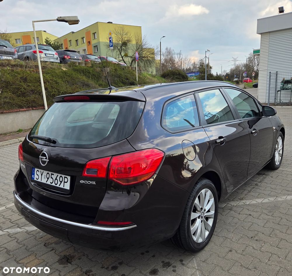 Opel Astra 1.7 CDTI Cosmo - 4