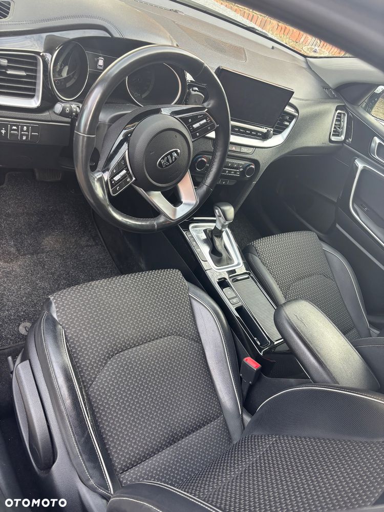 Kia XCeed 1.6 CRDi SCR L DCT - 26