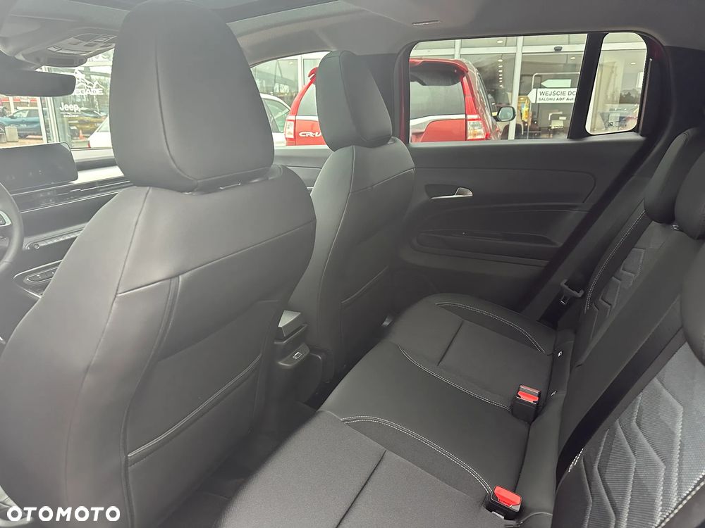 Jeep Avenger 1.2 T3 mHEV Summit FWD eDCT6 - 11