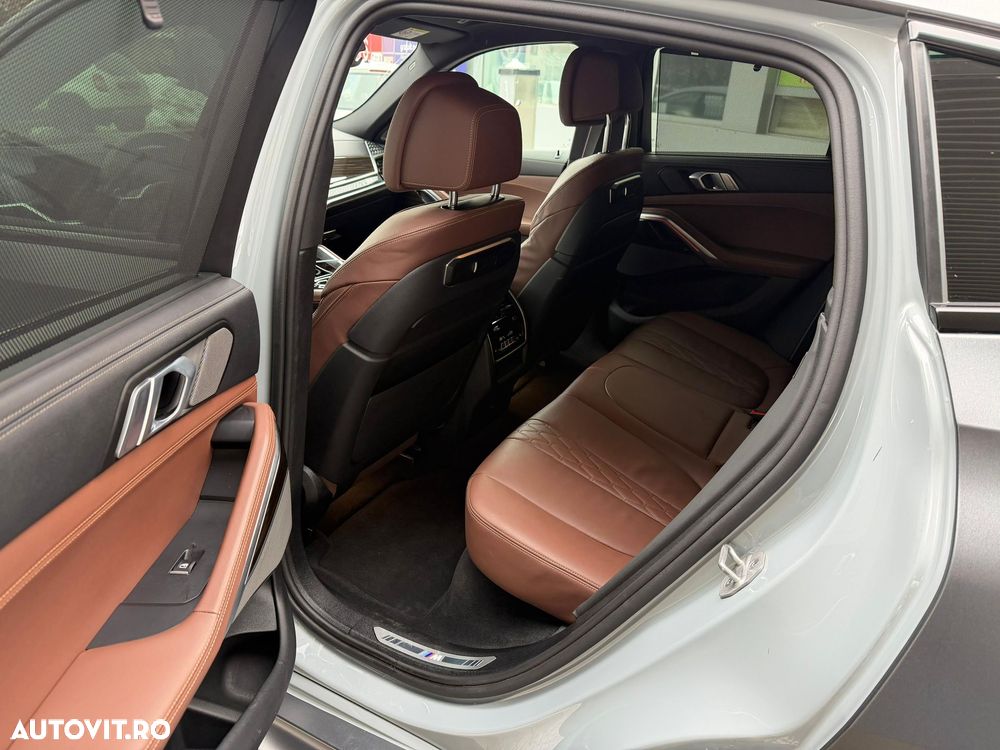 BMW X6 xDrive40i AT MHEV - 10