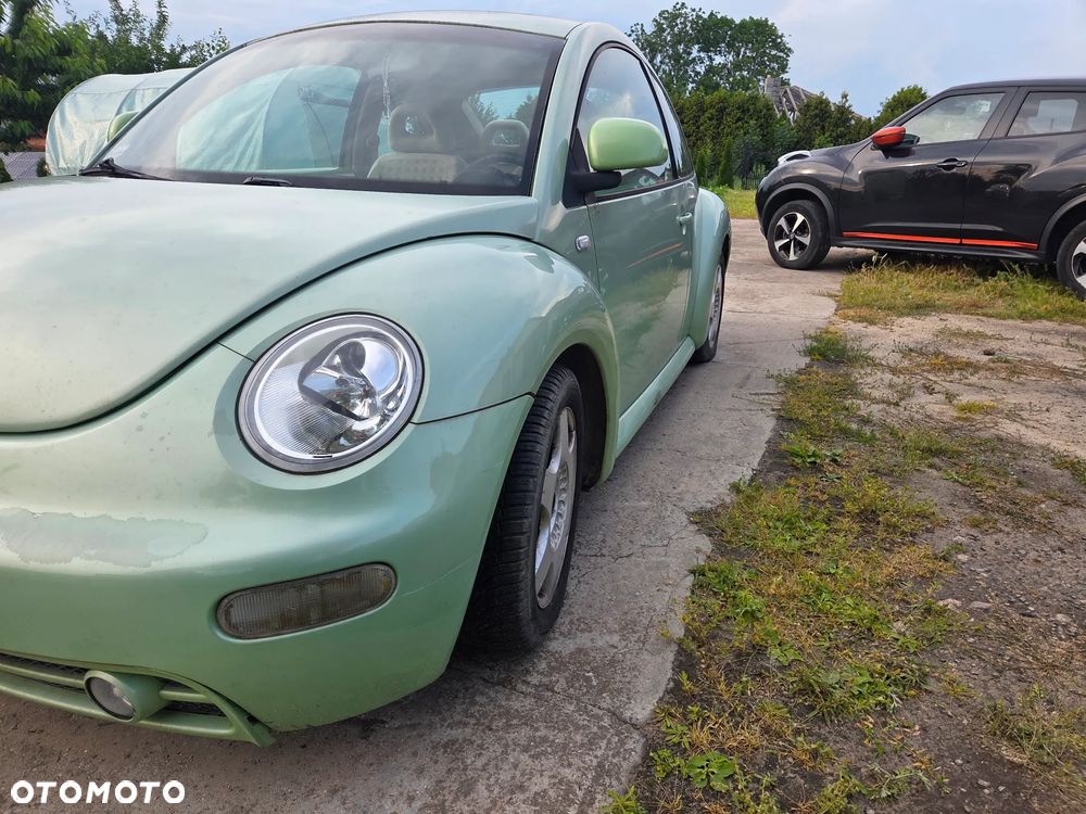 Volkswagen New Beetle - 6