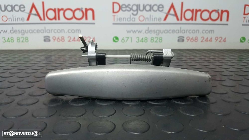 PUXADOR EXTERIOR TRASEIRO DIREITO DACIA SANDERO STEPWAY - 1