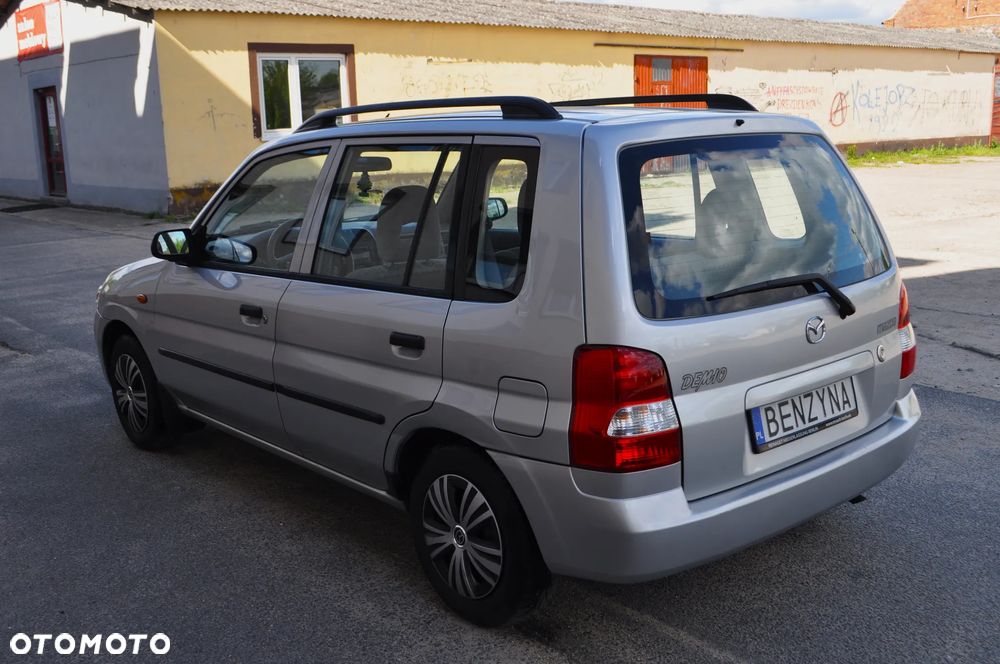 Mazda Demio - 7
