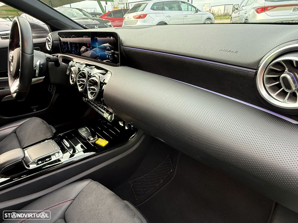 Mercedes-Benz A 180 Limousine d AMG Line Aut. - 35