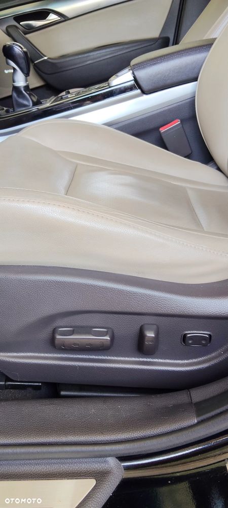 Hyundai i40 2.0 GDI Comfort + - 16