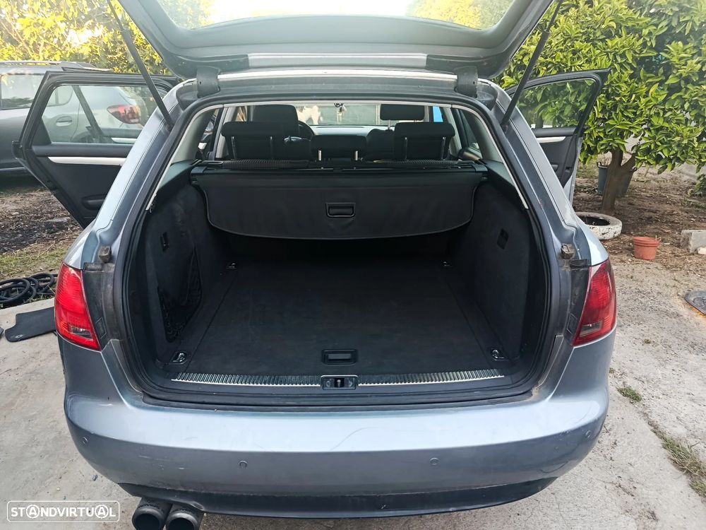 Audi A4 Avant 2.0 TDI DPF - 8