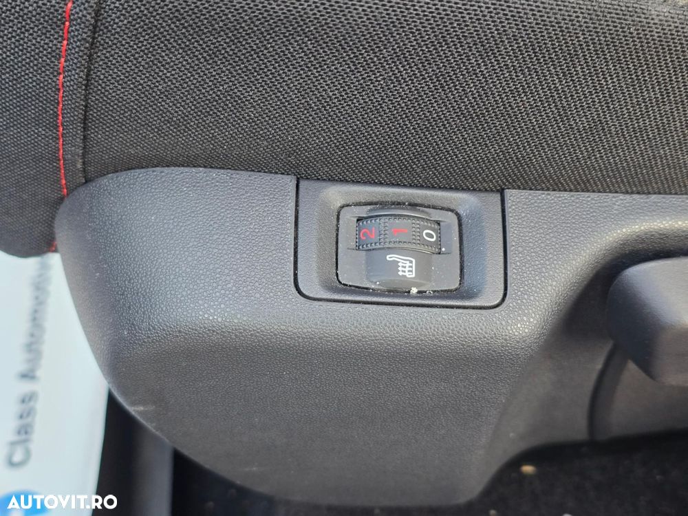 Citroën C3 1.2 PureTech S&S EAT6 Shine - 13