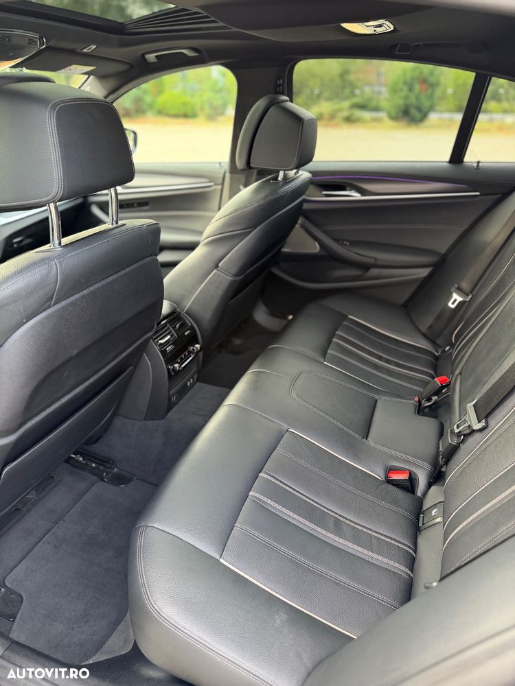 BMW Seria 5 530e Aut. M Sport Edition - 12