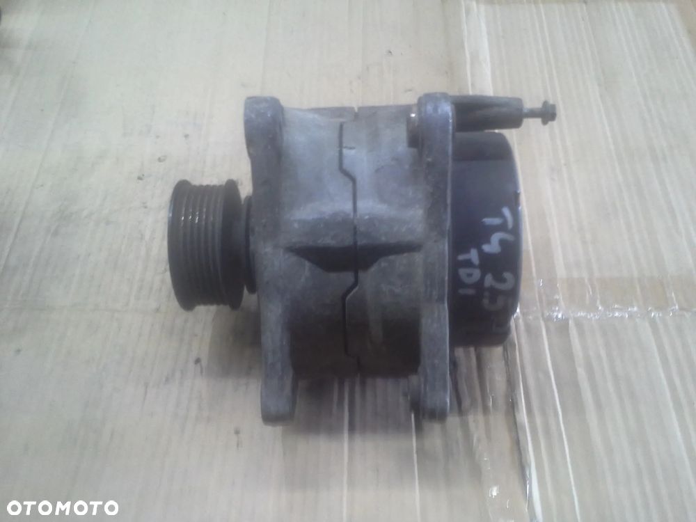 Alternator Volkswagen T4 2.5 TDi 0123320018 - 5