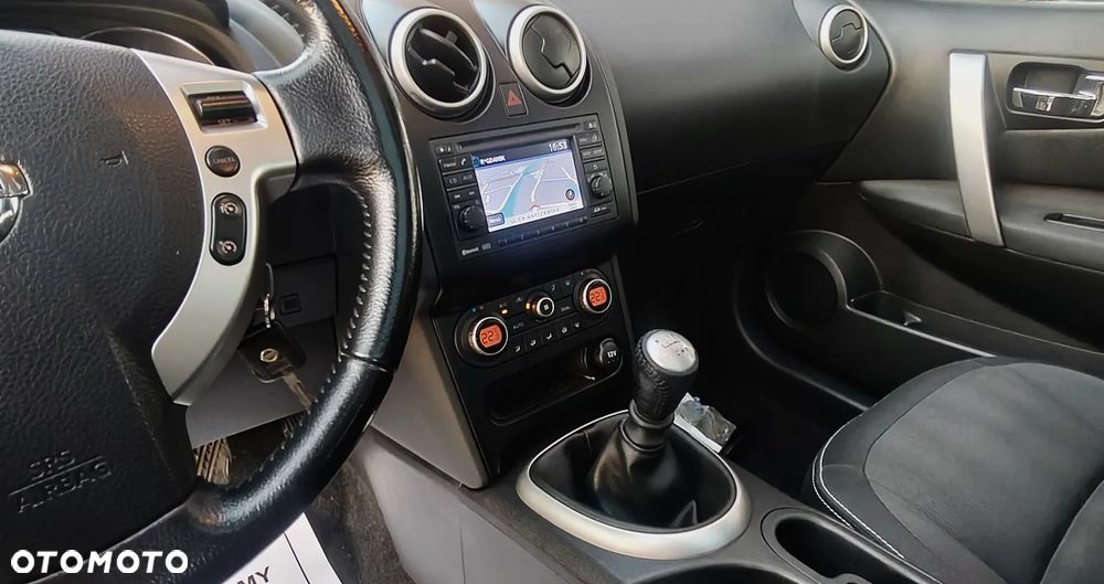 Nissan Qashqai 1.5 dCi Visia - 10