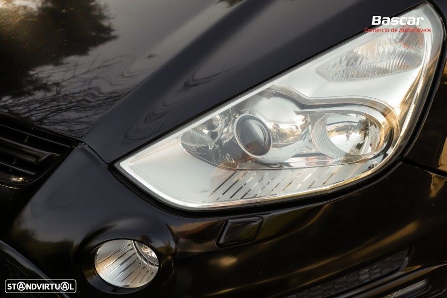 Ford S-Max 2.0 TDCi Titanium 7L - 26