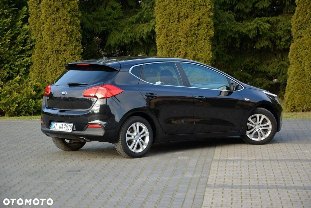 Kia Ceed 1.4 CVVT Spirit - 12