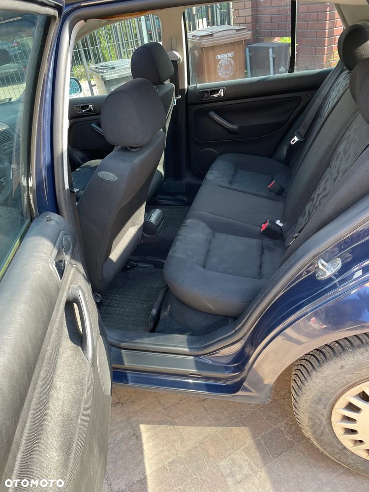Volkswagen Golf 1.9 TDI Comfortline - 12
