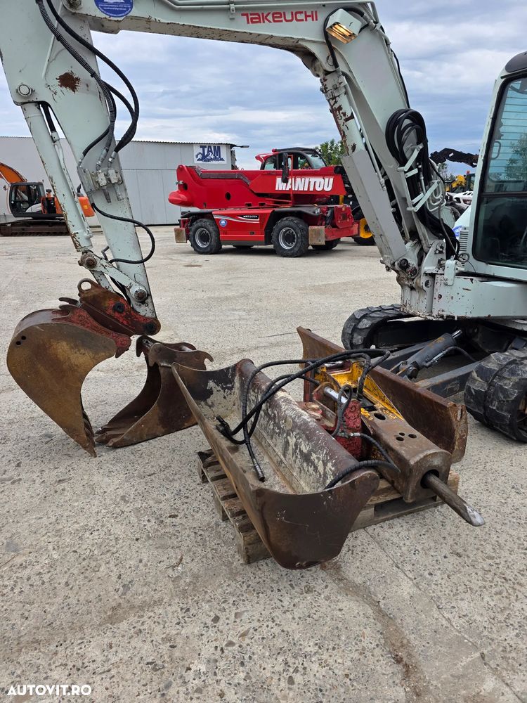Takeuchi Tb153fr miniexcavator compact cu picon - 2