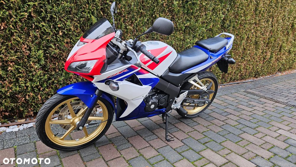 Honda CBR - 4
