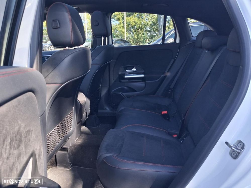 Mercedes-Benz GLA 250 e AMG Line - 14