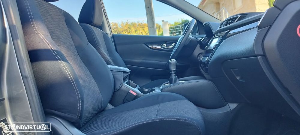 Nissan Qashqai 1.5 dCi Tekna Premium S - 18