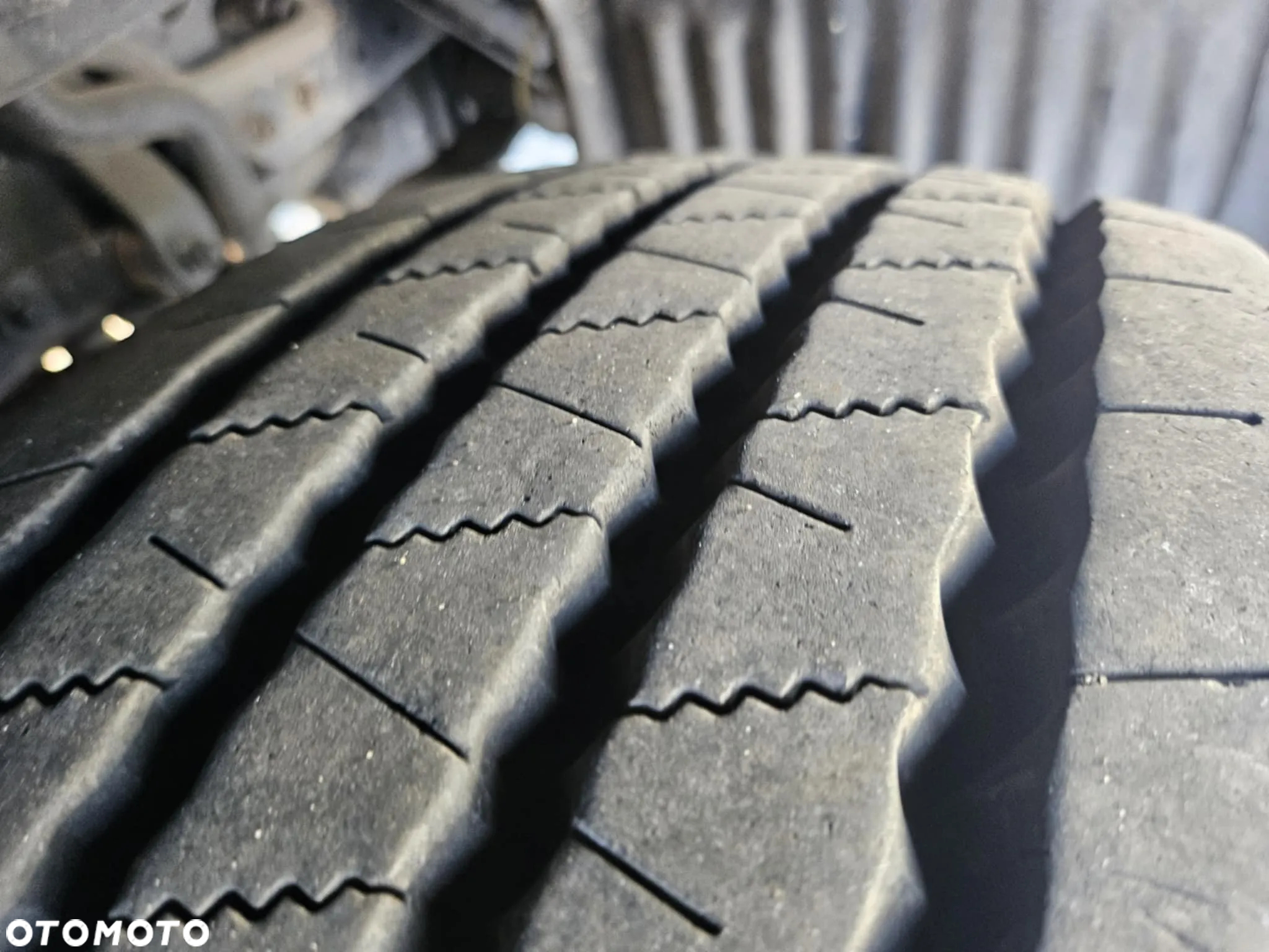 MAN TGL  8.220 - 12