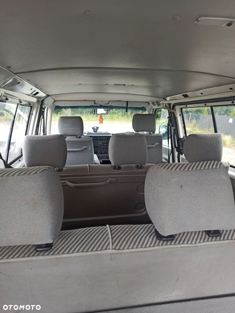 Volkswagen Transporter - 14