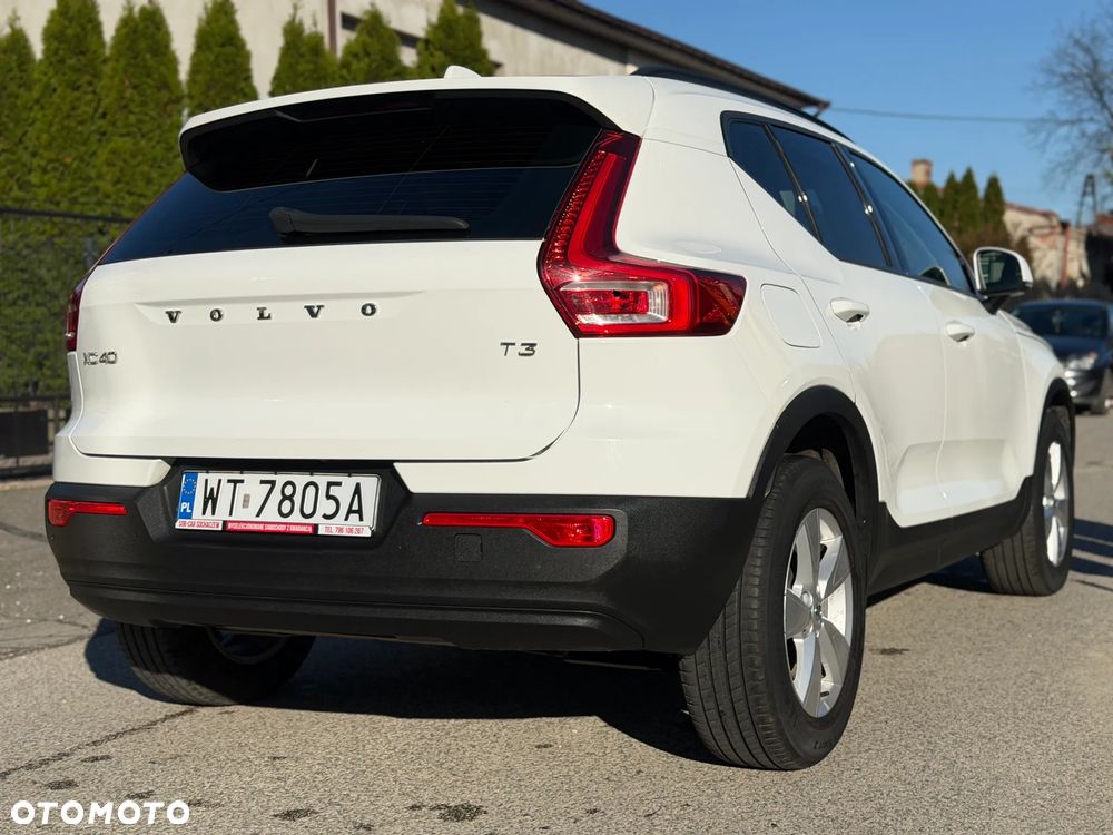 Volvo XC 40 T3 Momentum - 1