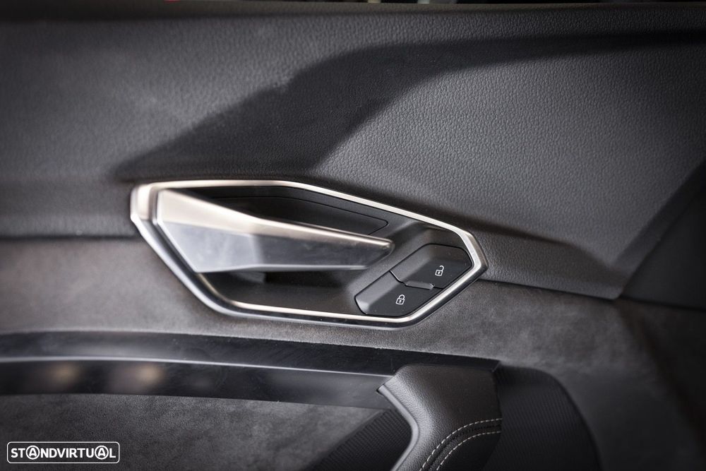 Audi e-tron Sportback 50 quattro S line - 41