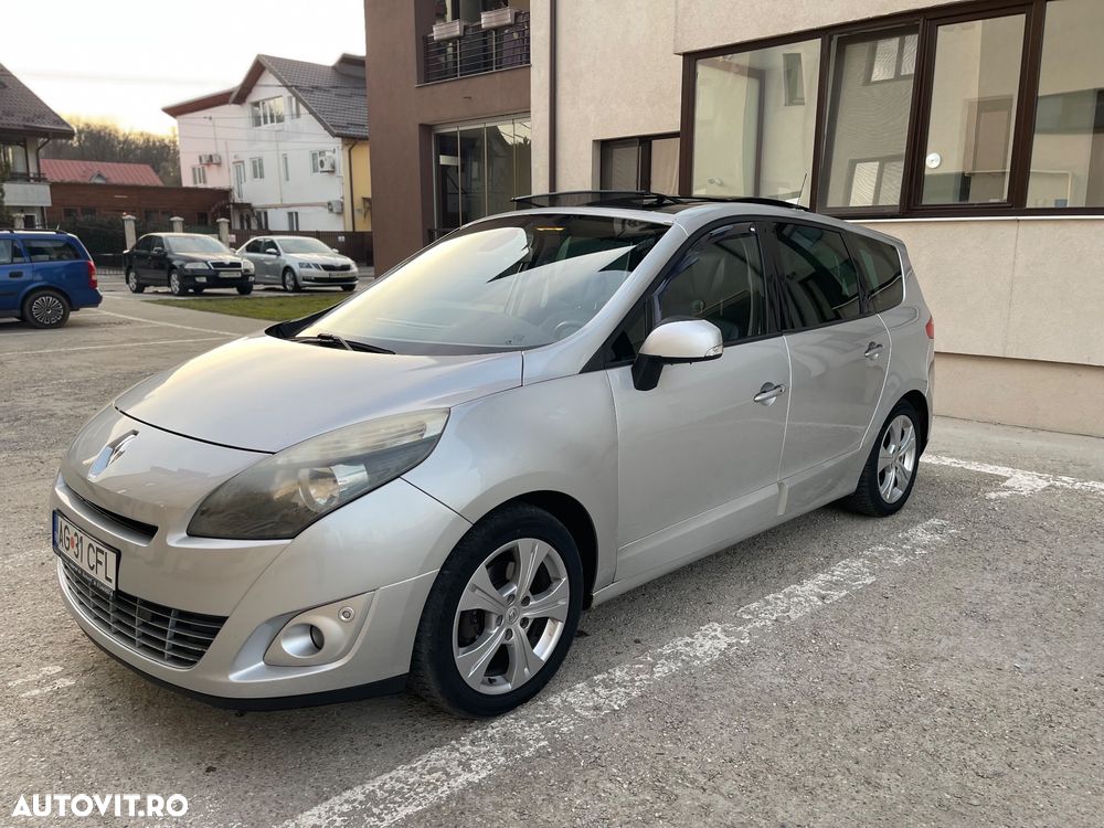 Renault Scenic 1.9 dCi FAP Dynamique - 1