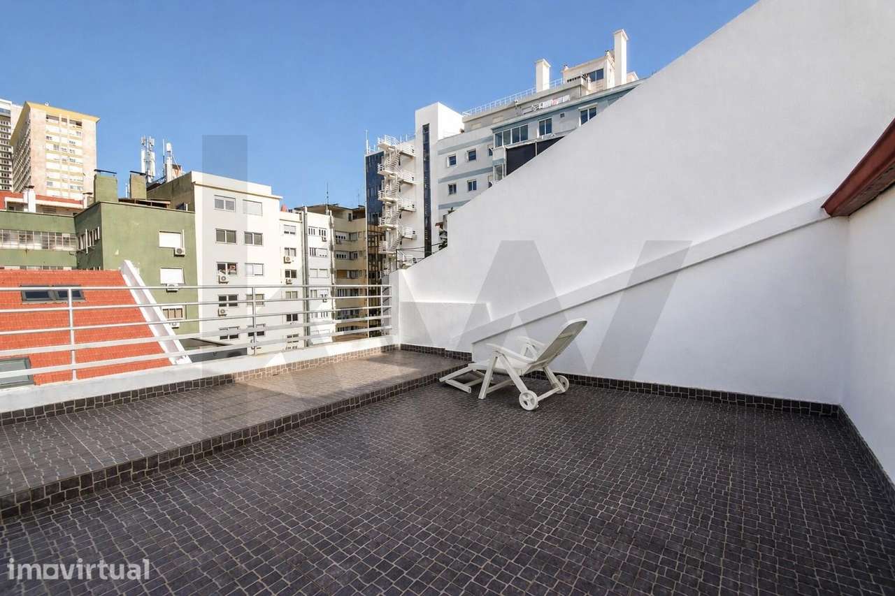 Penthouse com terraço privado nas Avenidas Novas, Lisboa - Grande imagem: 5/31