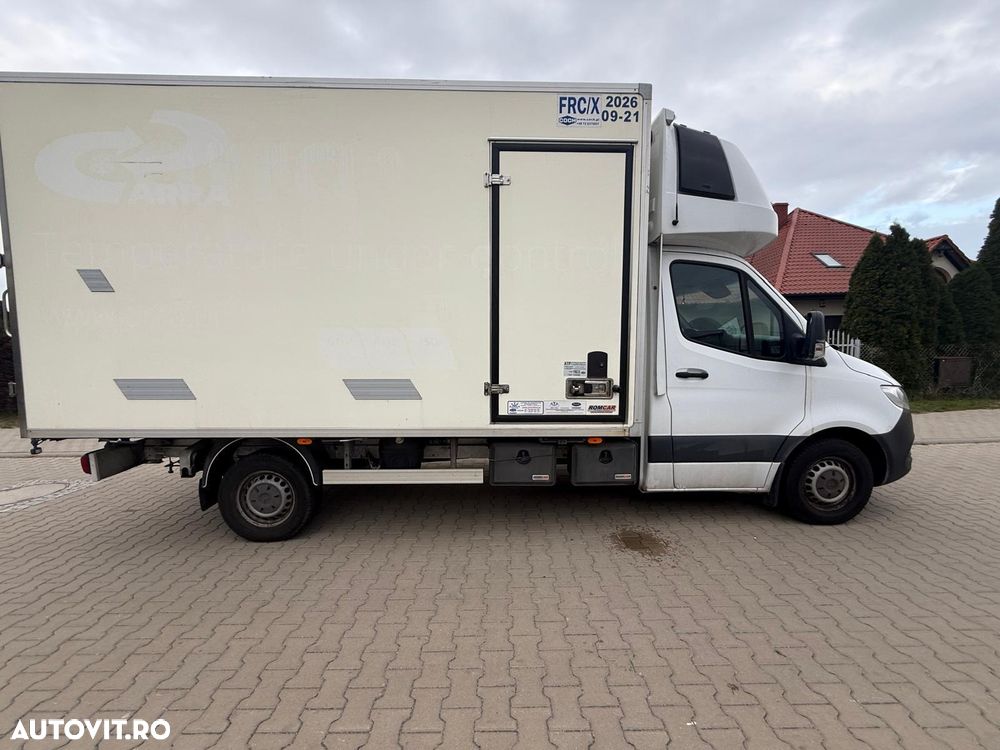 Mercedes-Benz Sprinter - 21
