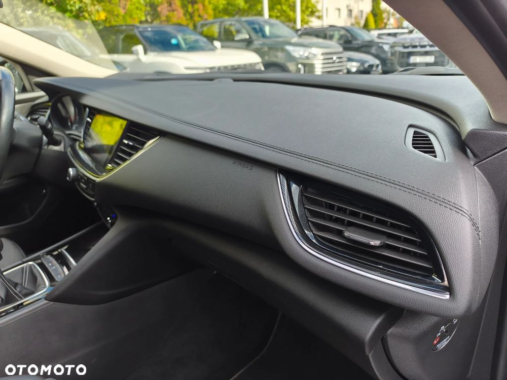 Opel Insignia 1.5 T GPF Innovation S&S - 17