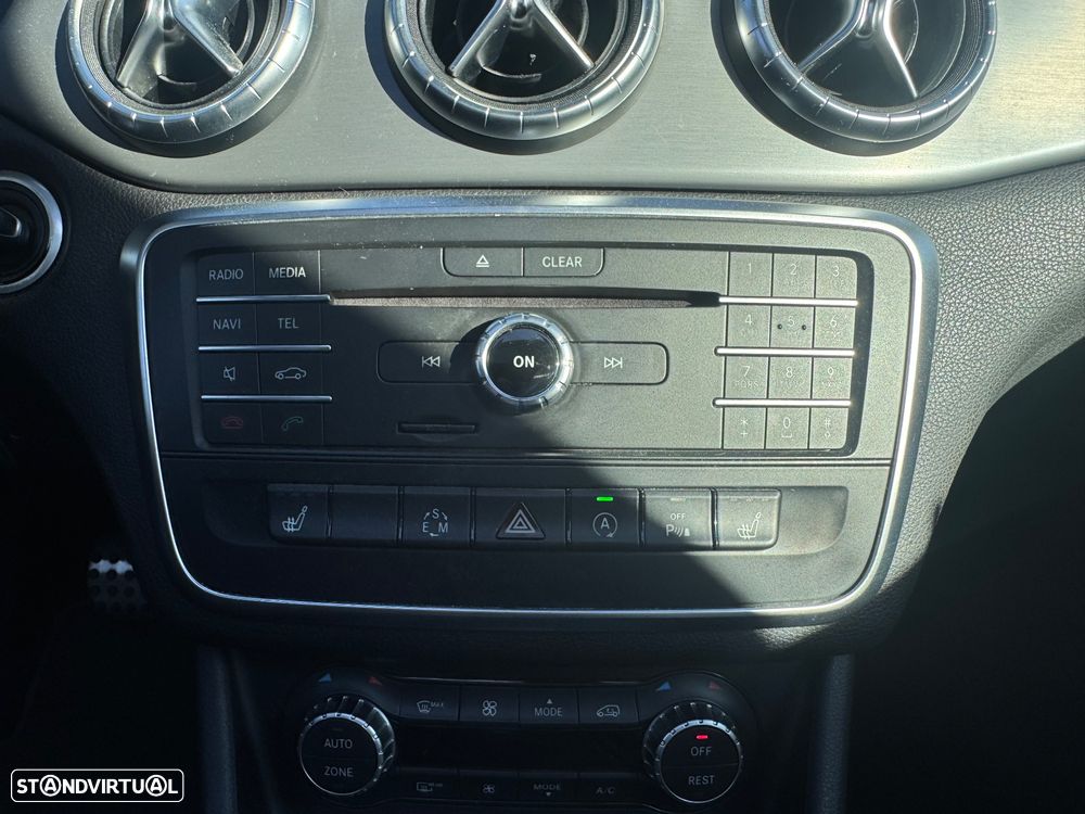 Mercedes-Benz CLA 220 d 7G-DCT AMG Line - 16